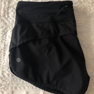 Lululemon Women’s Shorts size 6
